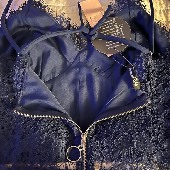 Donna Ritz Navy Blue Lace Bralette Made in Brazil Size 38 NWT - Picture 5 of 6